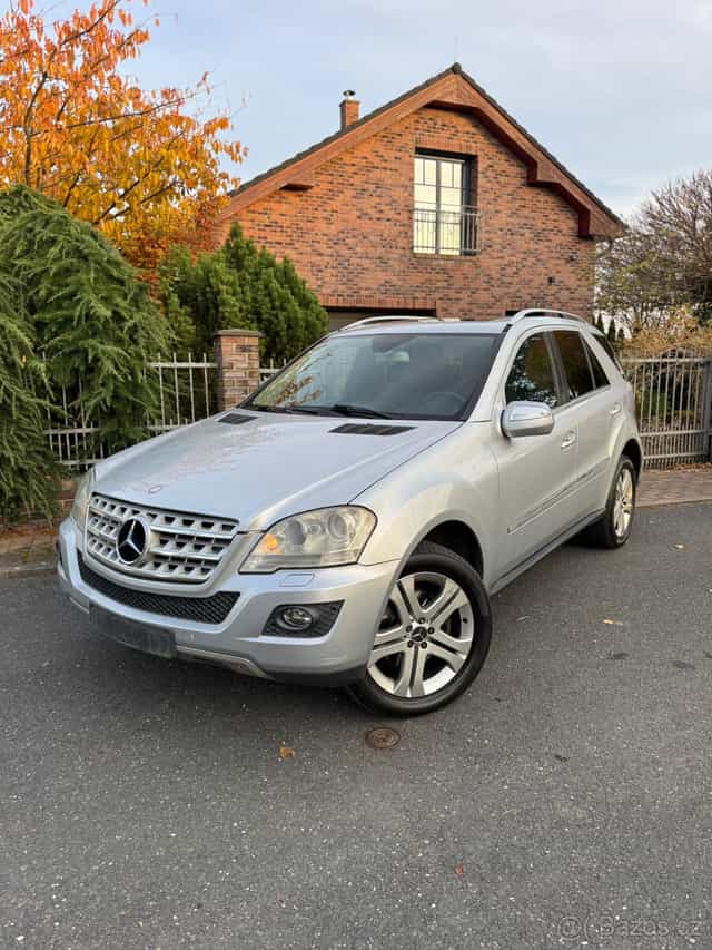 Mercedes-Benz ML 320 CDI AMG Offroad paket, 2010 – Facelift