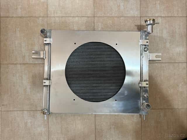 Nový ALU chladič a vrtule pro Jeep Grand Cherokee WJ 4.7