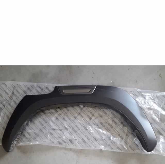 Toyota Hilux VIII LIFT 20- Lem blatníků levý zadni