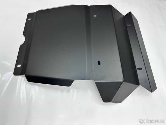 Toyota hilux revo 2016- Kryty motoru a diferáku