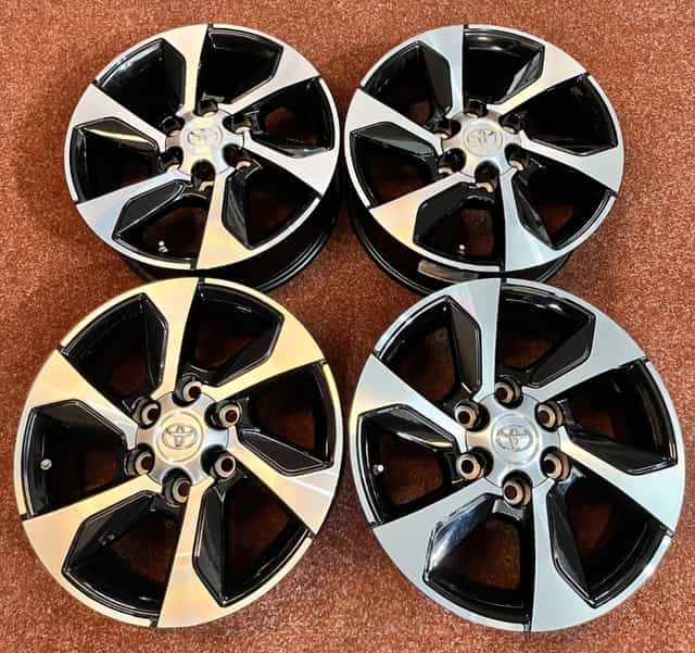 6x139.7 R17 originál alu Toyota Hilux - TOP STAV