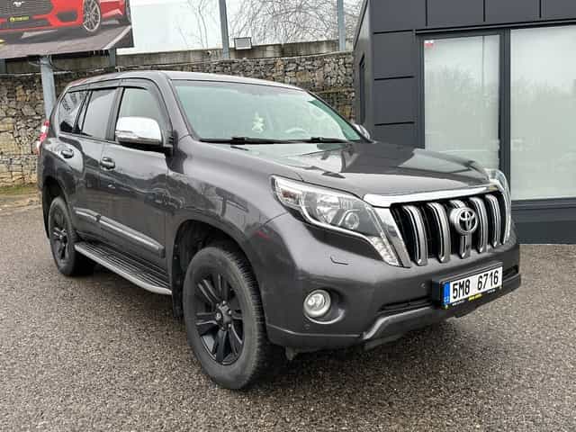 Toyota Land Cruiser  2016