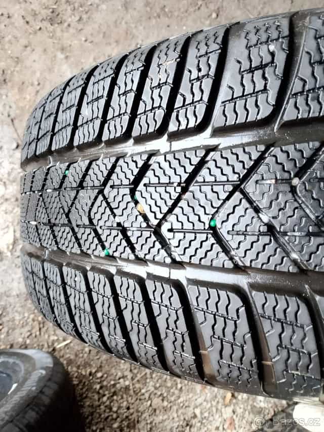 255/70/15c 215/65/16 215/40/17 225/45/17 kusovka