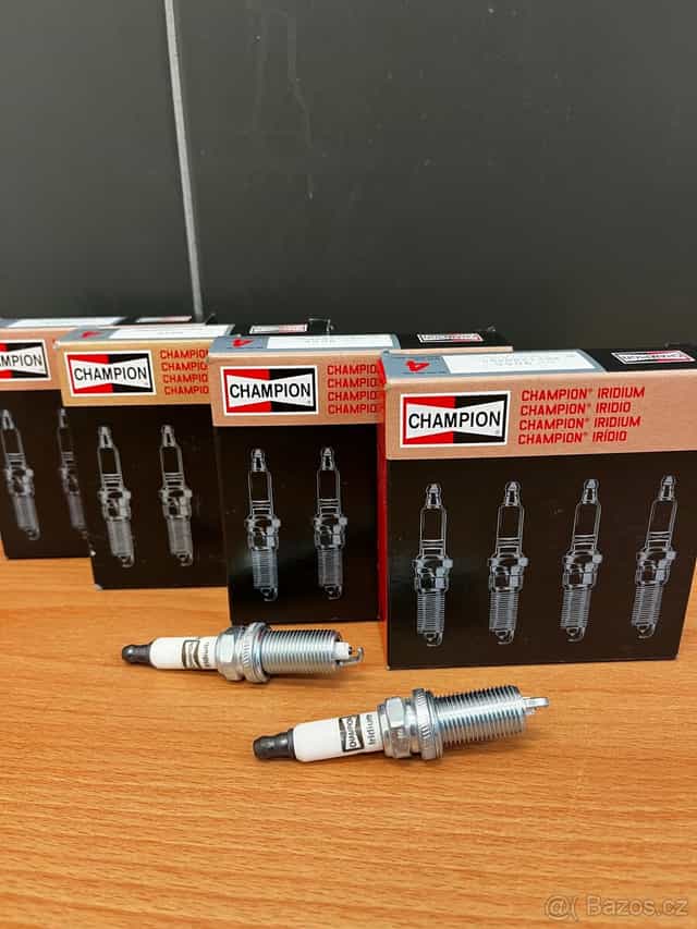 Zapalovací svíčky Champion iridium Dodge 5.7 HEMI