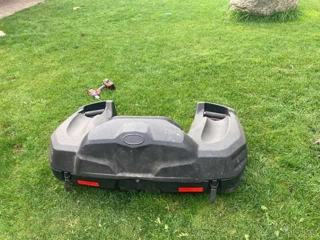 Kufr a výklopná korba na čtyrkolku ATV