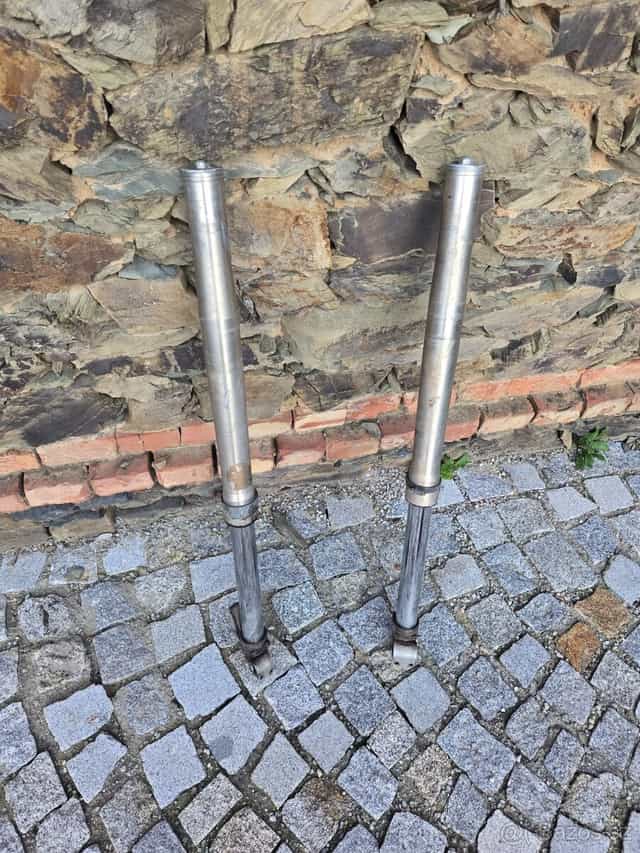 Předni vidlice husqvarna 125