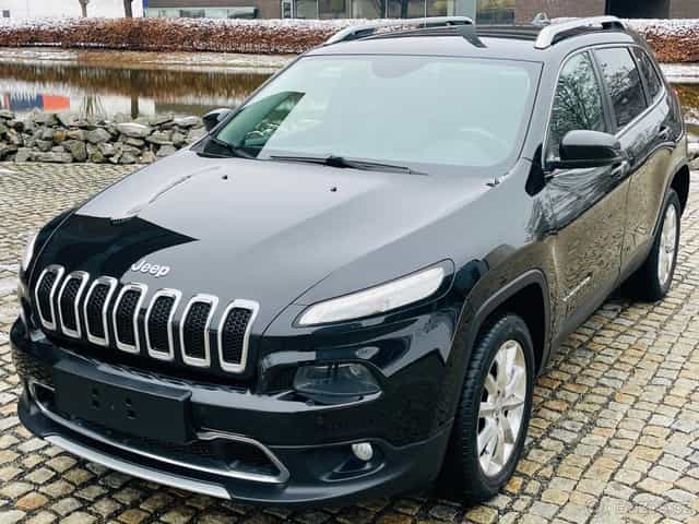 Jeep Cherokee 2.2D 4x4 147KW AUT FULL KAMERA VÝHŘEV SERVISKA