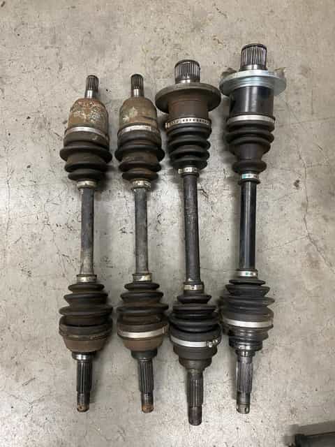 Suzuki King Quad 700, 750 poloosy, díly, motor