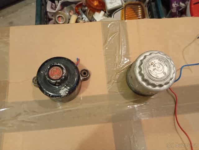 Motorky stěračů Avog