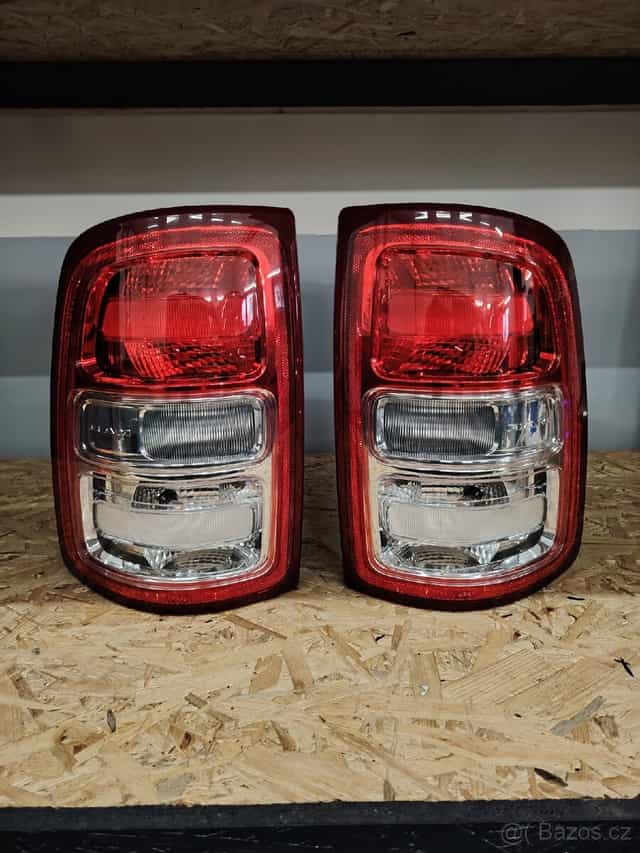 Zadní světla RAM 2500/3500