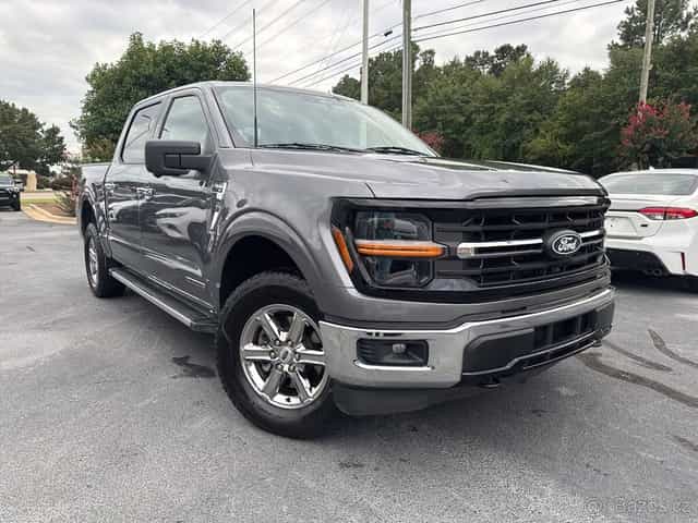 Ford F-150 XLT SuperCrew 2024 – hybridní výkon 430 koní