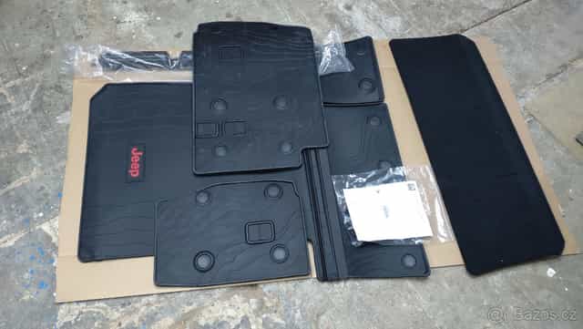 Jeep Wrangler JL Vana do kufru