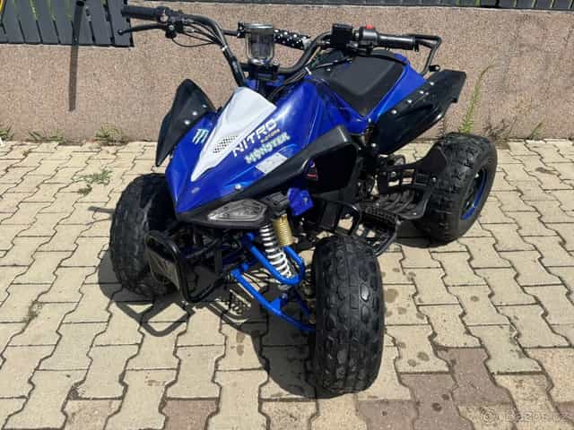 Elektrická čtyřkolka ,top stav,jako nová