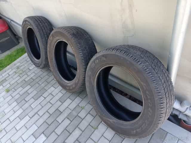 Goodyear Wrangler 275/60 r20