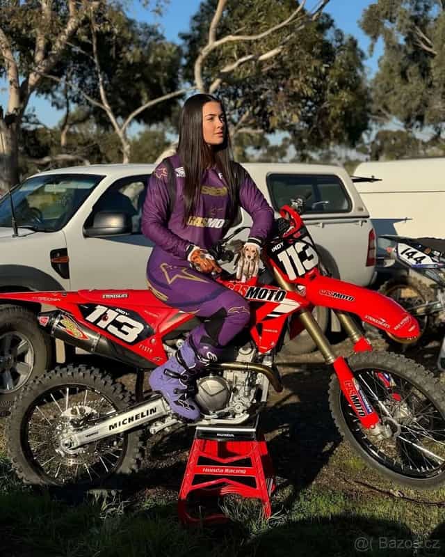 Kopím moto na opravu ( zadřené , nepojízdné )