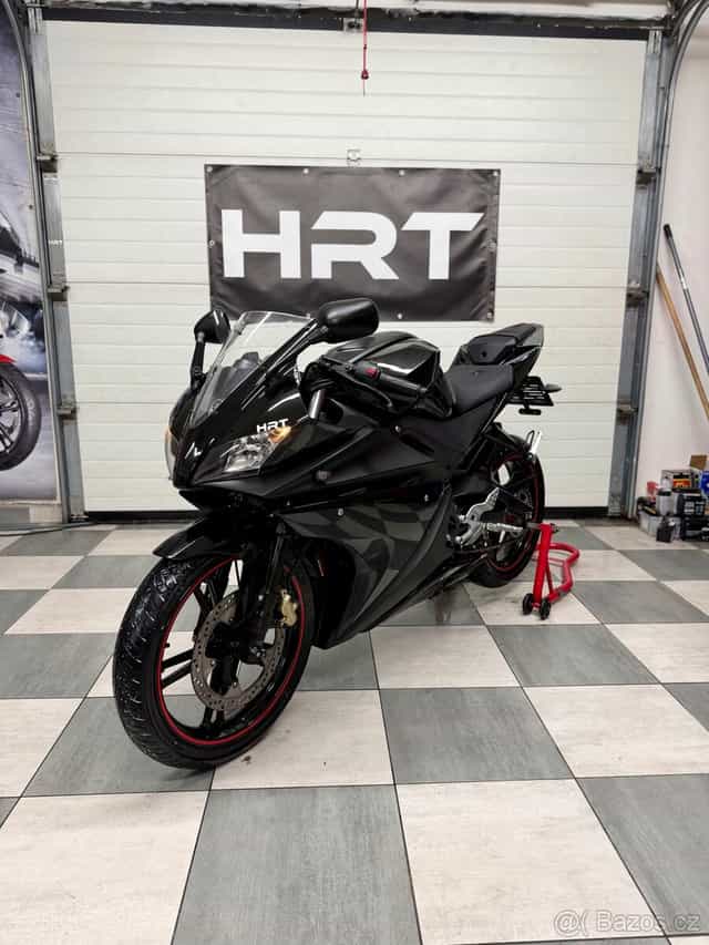 Yamaha YZF-R125 2012 25000KM TOP STAV ZÁRUKA