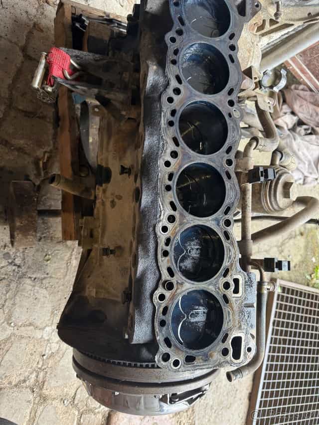 Nissan Patrol  y61 2,8