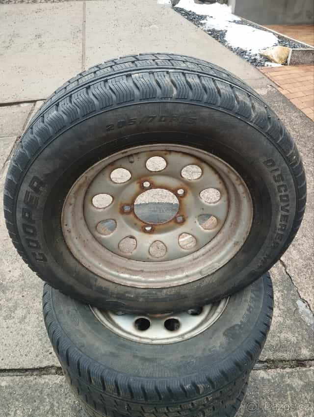 Sada pneu + disků
