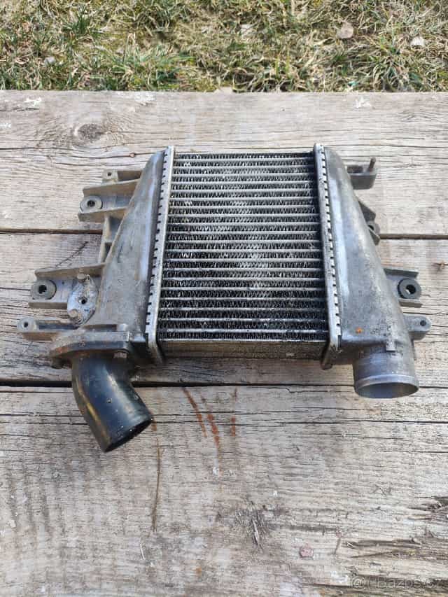 Prodám intercoler Nissan patrol 3.0