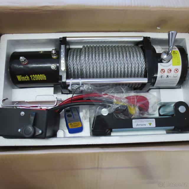 Offroad elektrický naviják 12V 5440 kg