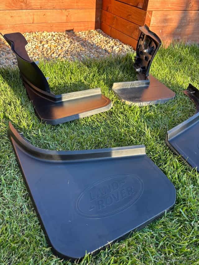 Land Rover DEFENDER zásterky