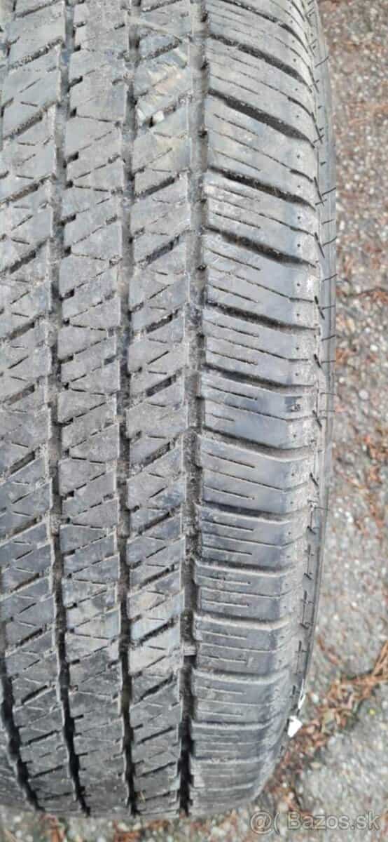 Pneumatiky na Toyota Hilux