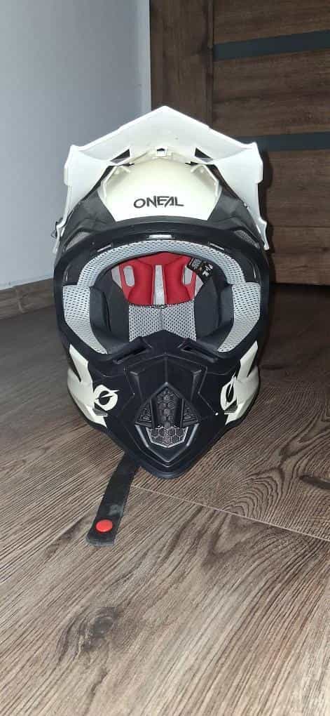 Enduro prilba + enduro chránič