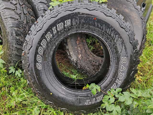 Pneu r17 offroad