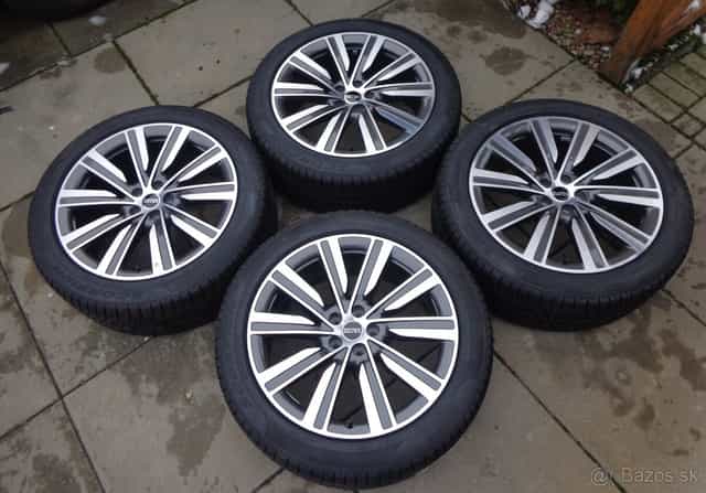 Land Rover Range Rover L460 / L461 zimna sada kolies R22