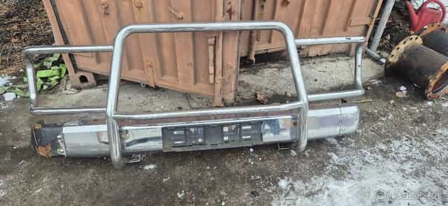 Toyota Land cruiser predny ram