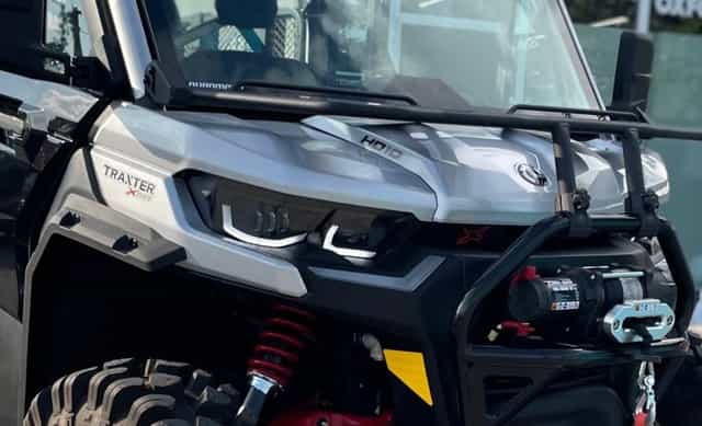 LED svetlá CAN AM TRAXTER