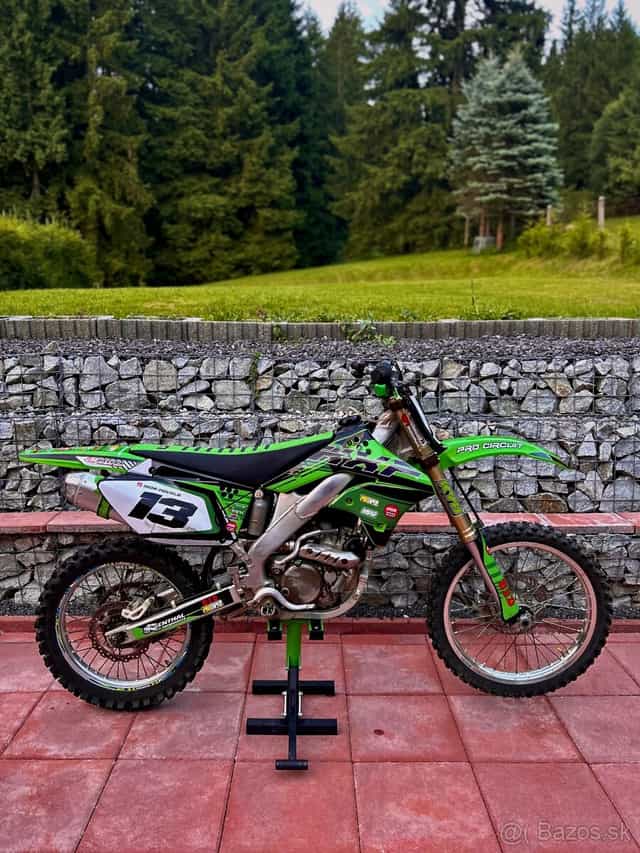 Kawasaki KX250F Japonska Edícia