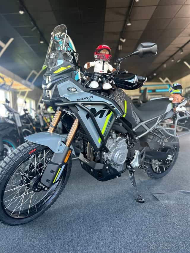 CFMOTO 450 MT/R  2025, 2074 km