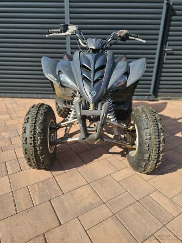 2x Yamaha Raptor 350