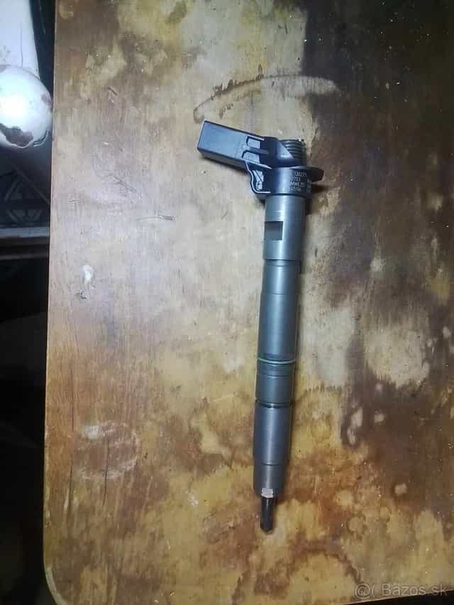 2.0 TDI CR 03L 130 277 VSTREKOCIA TRISKA VW AUDI ŠKODA SEAT