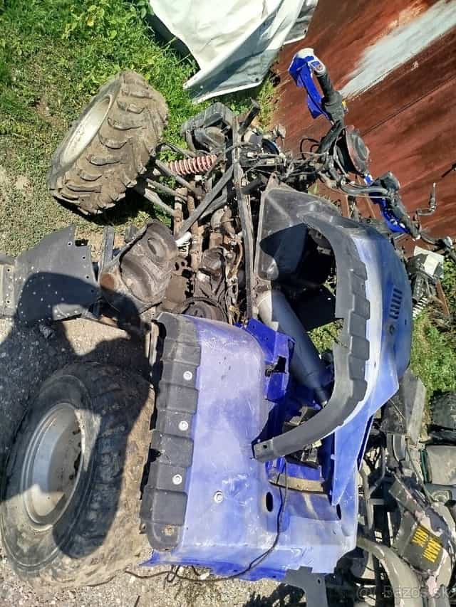 Predam linhai 260 /300 a atv 150 na dieli v celku