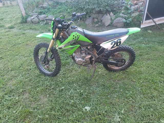 Predám defender 150