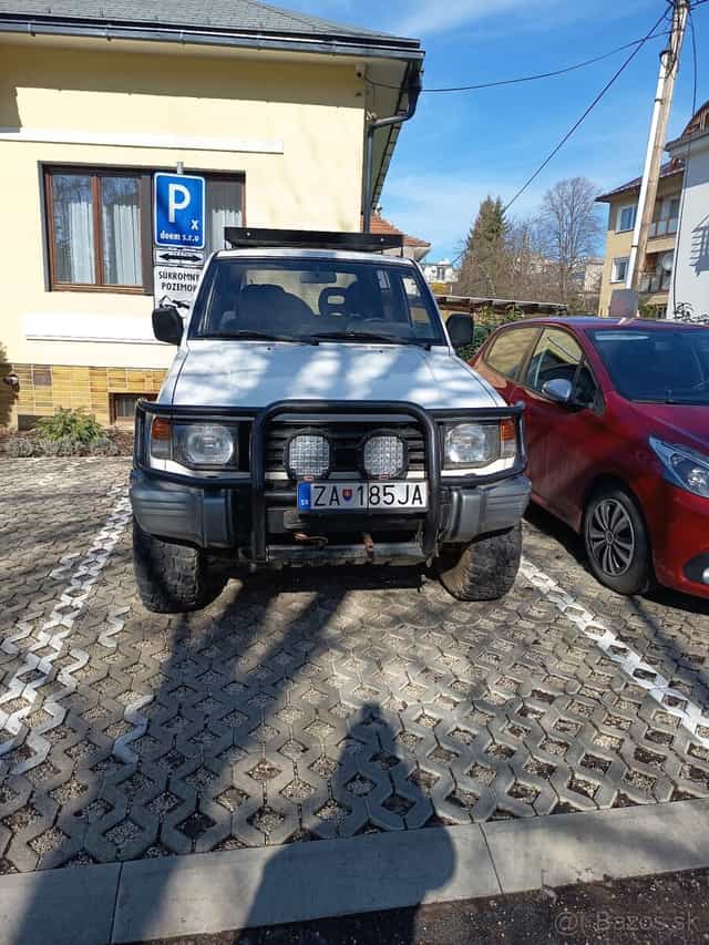 Mitsubishi Pajero 2.5td
