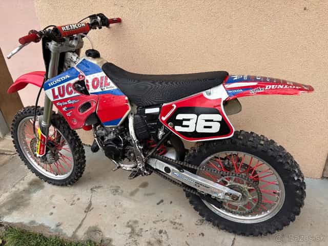 Predám Honda Cr125