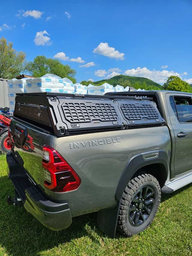 Hardtop Toyota Hilux