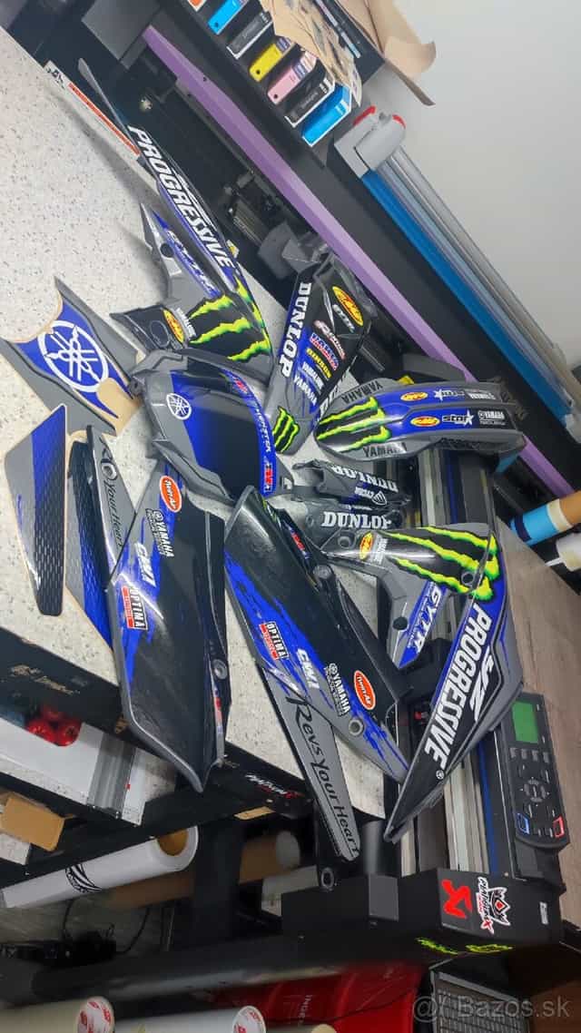 Sada plastov s polepom Yamaha YZF