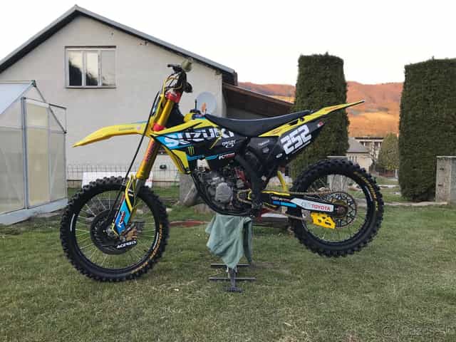 SUZUKI RM 125 2004