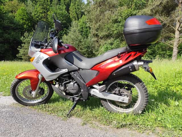 Predám Aprilia Pegaso 650i.e