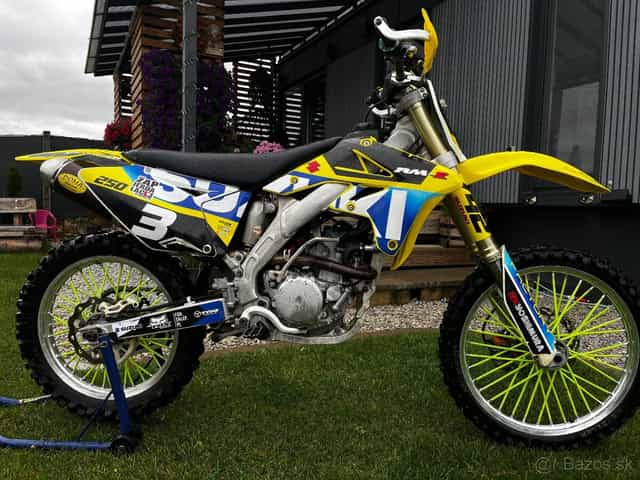 Suzuki RM-Z 250