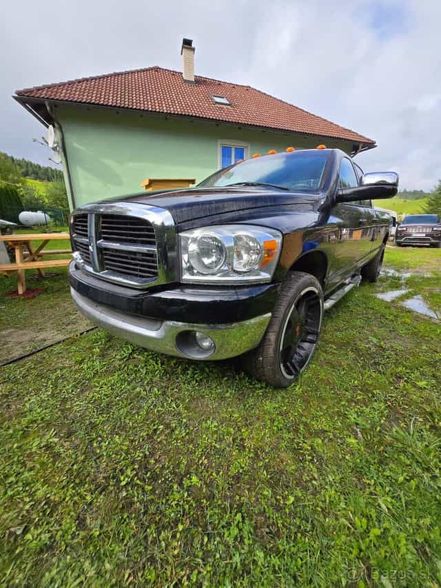 Dodge ram 1500 5.7 hemi