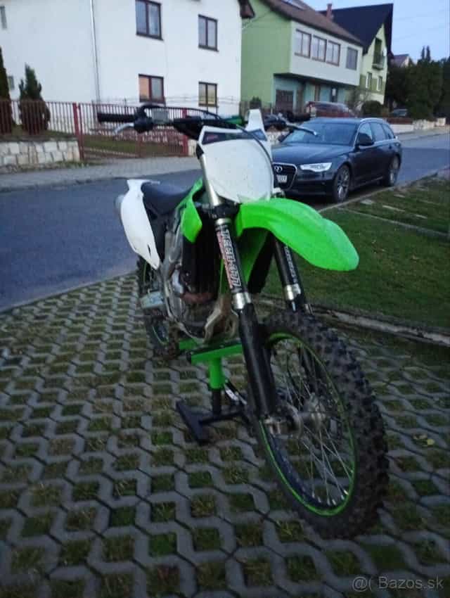 Kawasaki KXf 250 vstrek