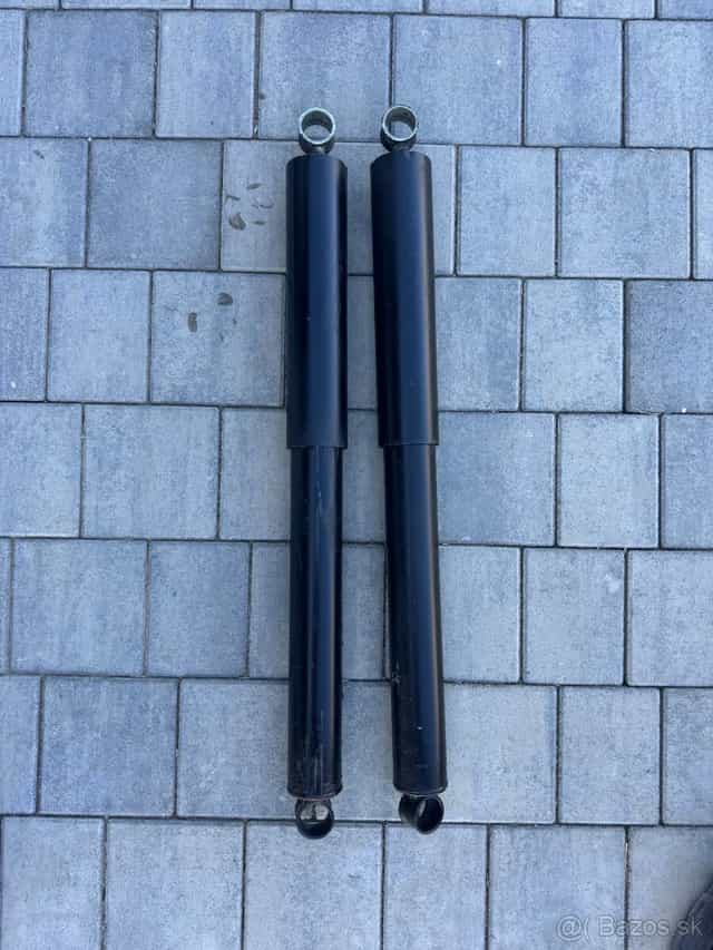 Predám zadne 6” tlmice outback na Nissan patrol