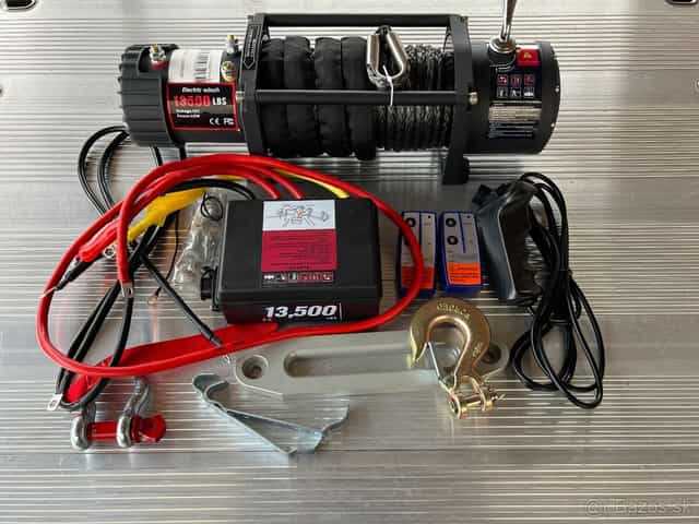 Elektrický naviják 12V 6100kg   12v