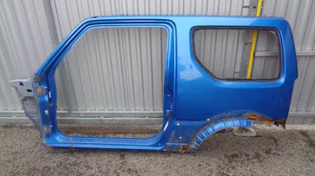 Suzuki Jimny časti karosérie + elektrická strecha