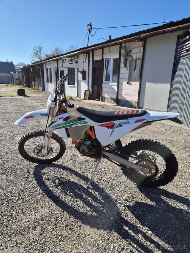 KTM EXC-F 250 Six Days 2021 – top stav